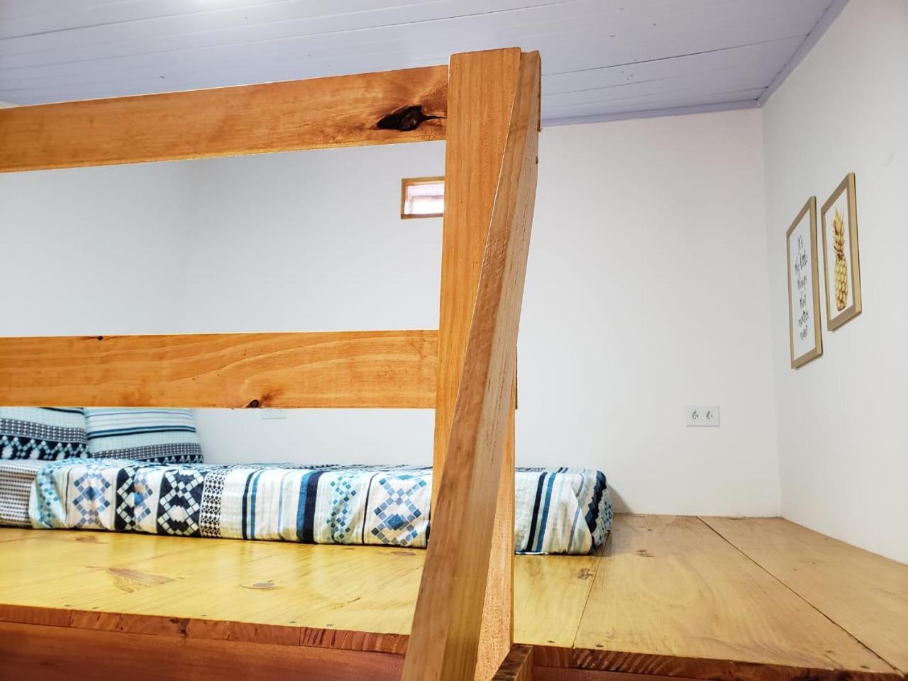 Santo Quintal Hostelウバトゥバ エクステリア 写真